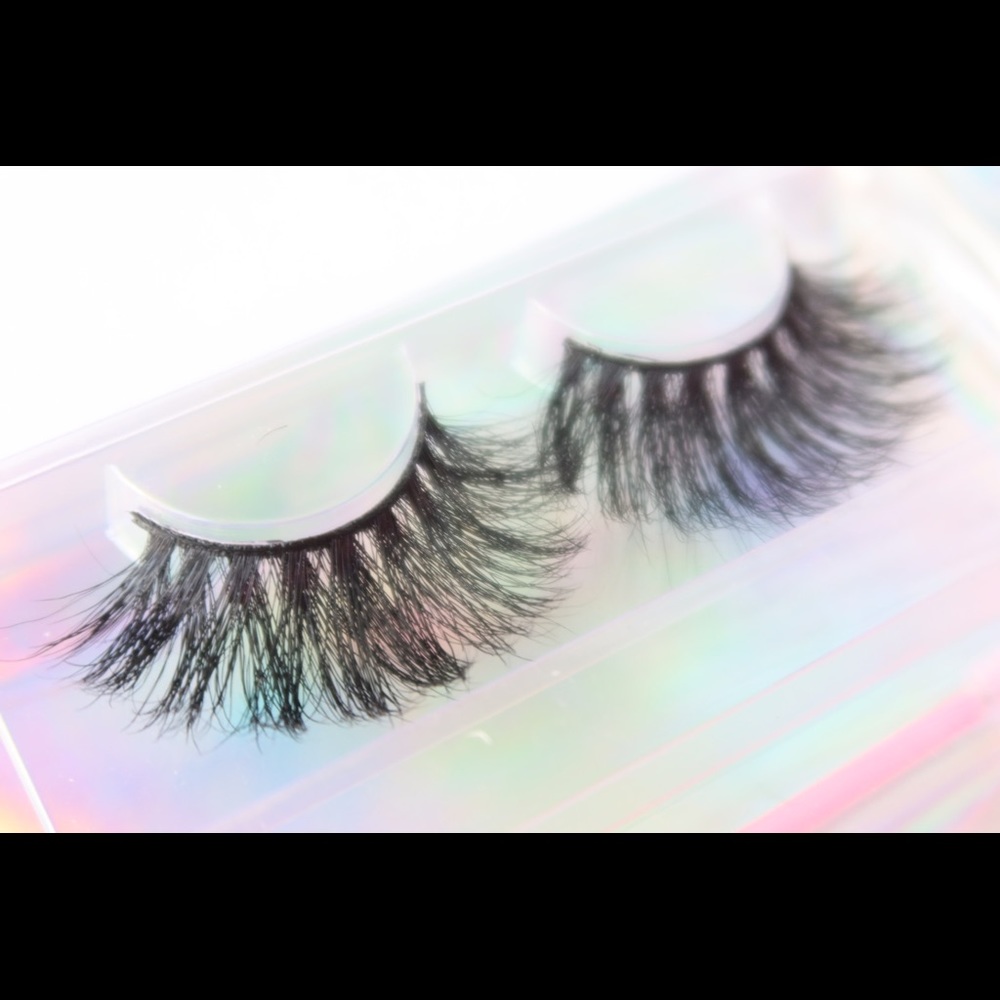Prom Queen Bundle Set - Picture 2 of 5